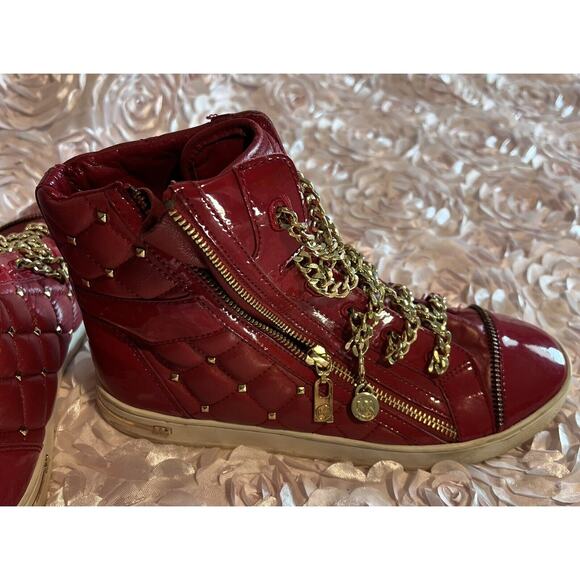 Michael Kors, Patent Red Chain Sneakers, Gold Studs, Size 8M - Picture 5 of 8